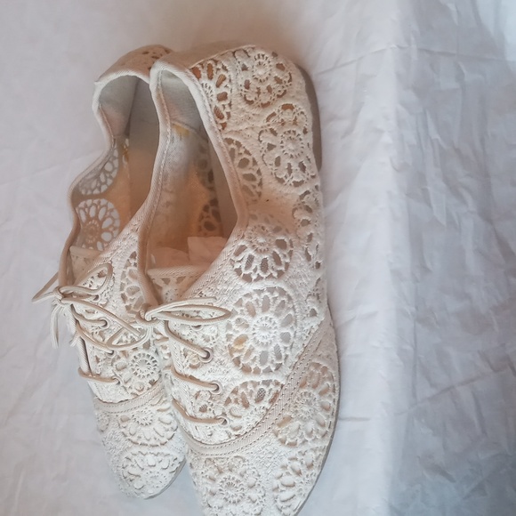 Lower East Side Casual Shoes - Picture 4 of 8